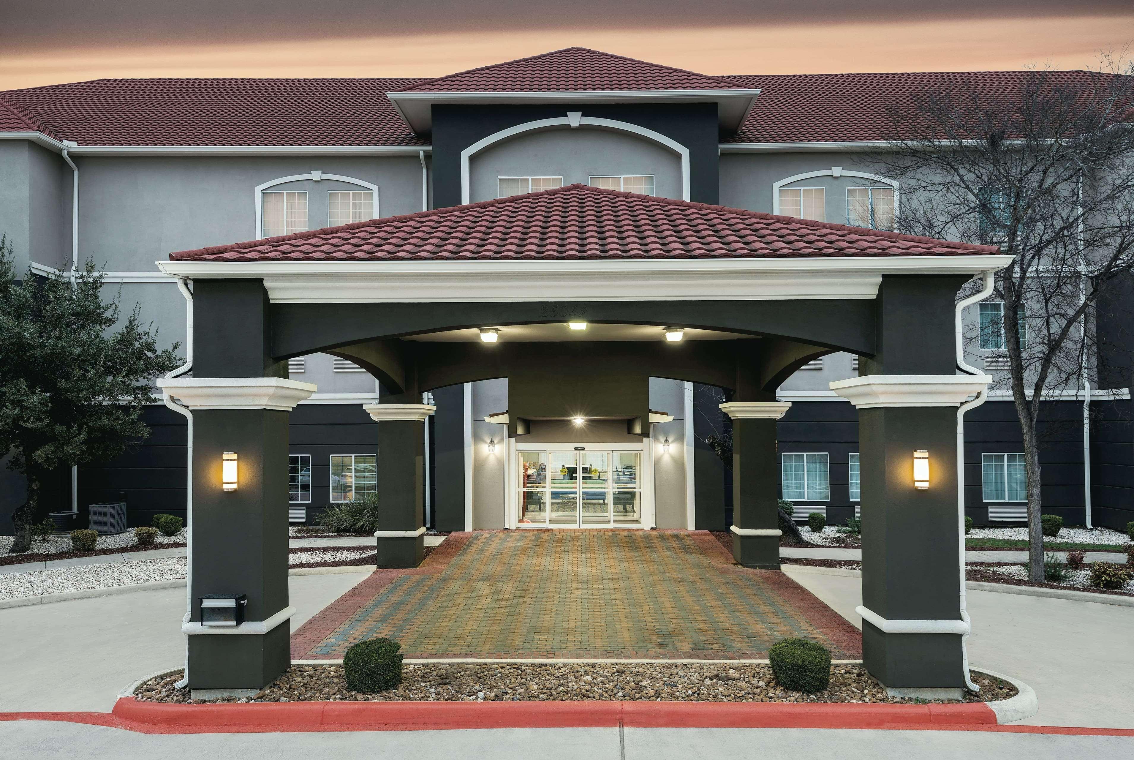 La Quinta By Wyndham San Antonio The Dominion Hotel Exterior foto